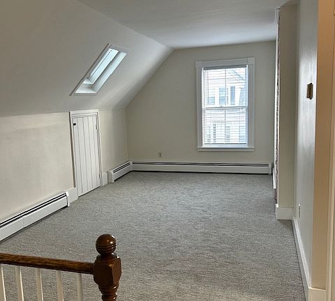 4th image of 30 Titcomb St #5