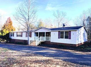 824 Double Bridges Rd, Keysville, VA 23947