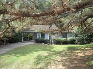 2007 Doris Dr, Benton, AR 72015
