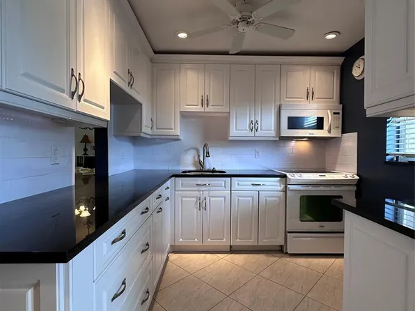 3508 SW Natura Boulevard #302, Deerfield Beach, FL 33441