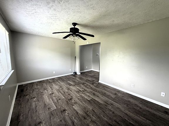 3rd image of 1619 Milligan Hwy APT 3