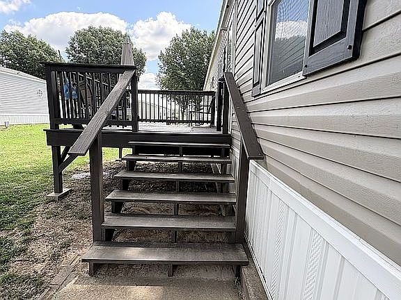 4th image of 224 B St