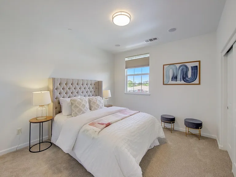 1807 Trailside Cir — Photo 14