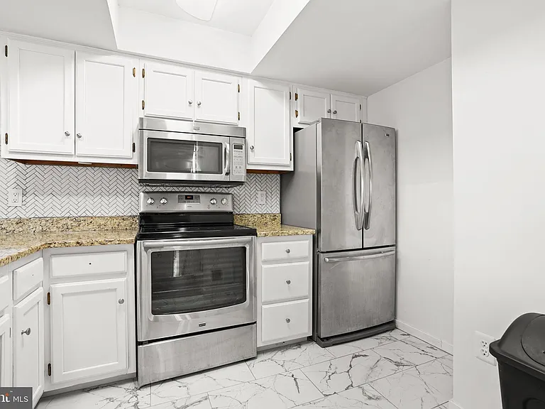 18616 Pier Point Pl — Photo 11
