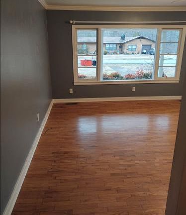 3rd image of 4713 Hazelnut Dr
