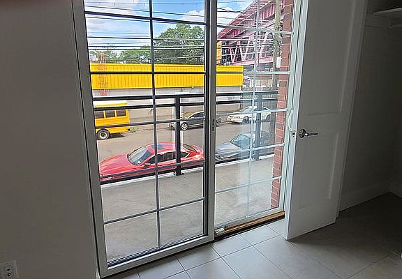 5th image of 4020 23rd Ave #3A