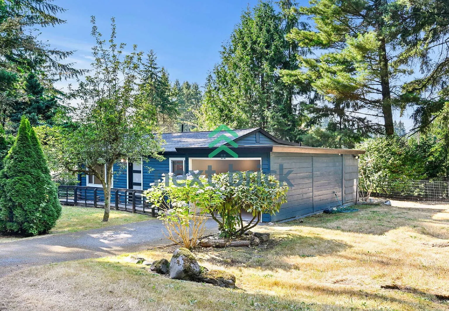 Charming Shoreline Home on a Spacious Lot | A/C & EV Charger | Near Light Rail — Photo 1
