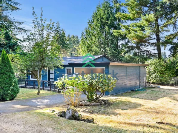 528 NE Serpentine Pl, Shoreline, WA 98155