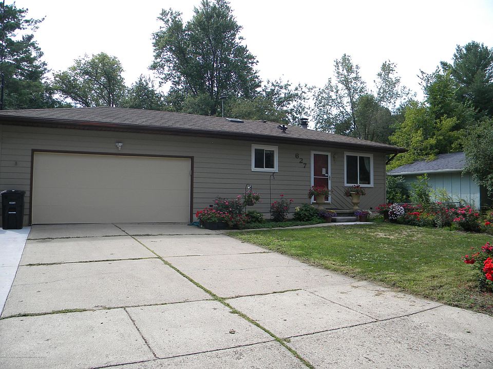 1st image of 627 Moorland Dr