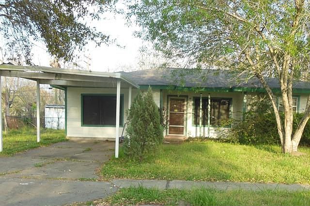1st image of 1601 Firwood Dr
