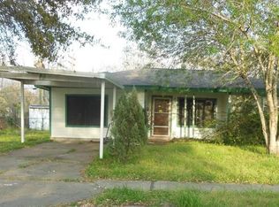 1601 Firwood Dr, Pasadena, TX 77502