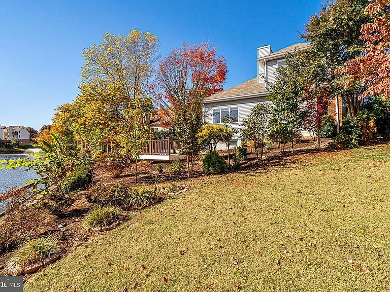 6505 Gretna Green Way — Photo 42