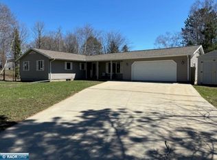 824 W 47th St, Hibbing, MN 55746