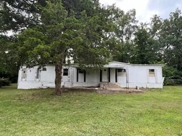 243 Cherry Avenue, Summersville, MO 65571