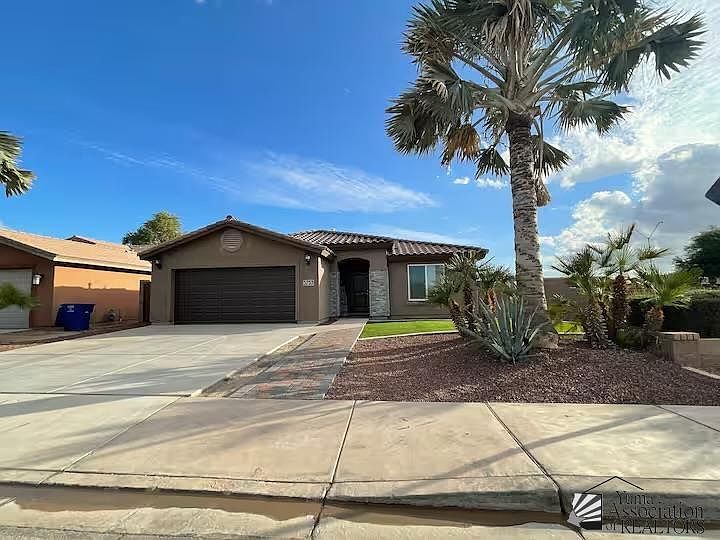 1st image of 3753 W 37th Pl