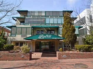 237 Great Neck Rd APT 4B, Great Neck, NY 11021