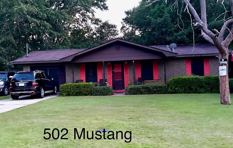 1st image of 502 Mustang Dr