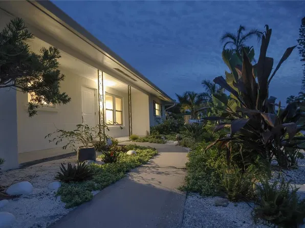 2513 CROTON AVENUE, SARASOTA, FL 34239