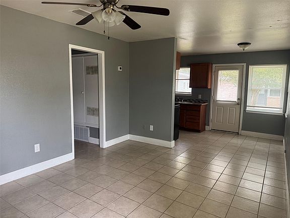 4th image of 604 Wilson Rd #5