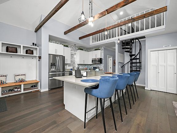 4th image of 2124 N Central Park Ave