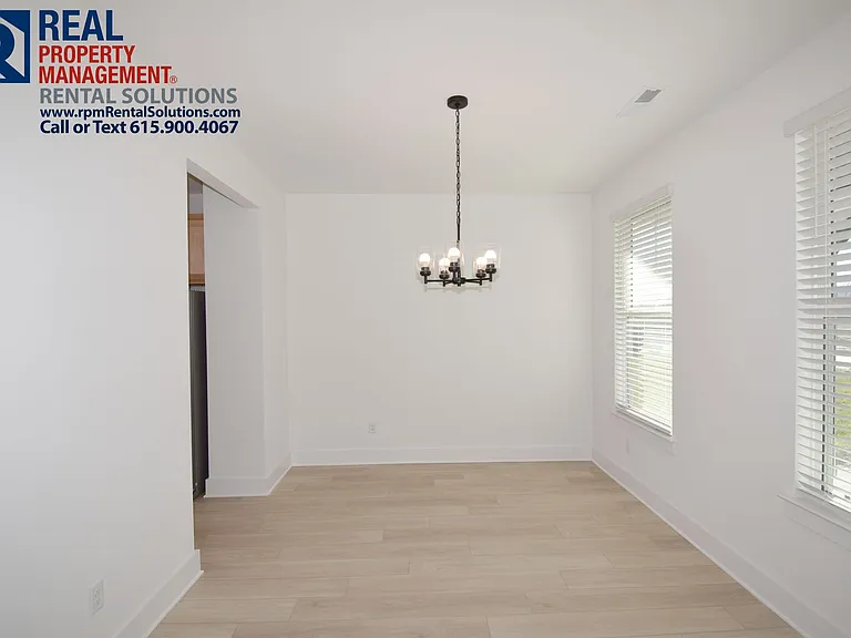 2302 Beaver Dr — Photo 4