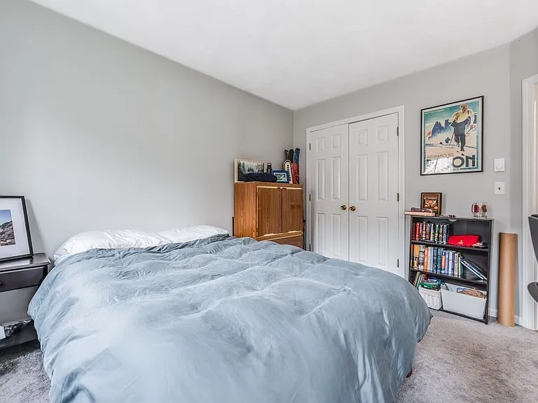 102 E Brookline St #4 — Photo 12