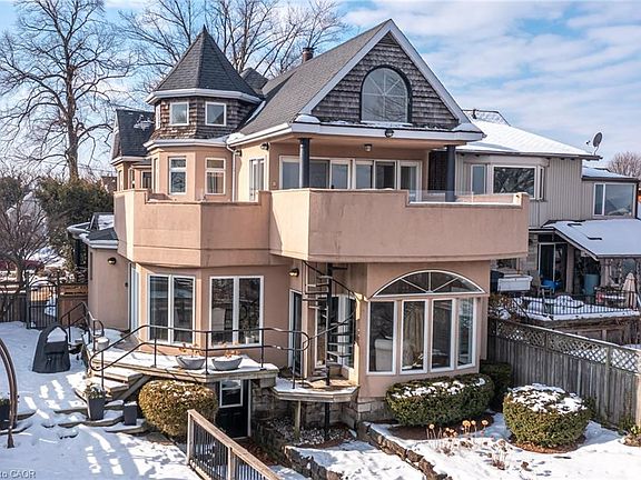3rd image of 91 Mountain Park Ave