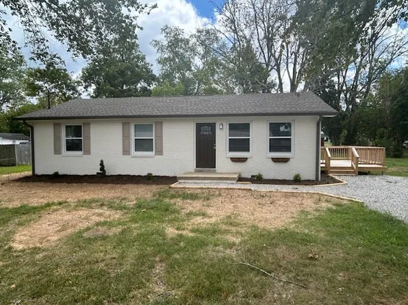 1302 E Grundy St, Tullahoma, TN 37388