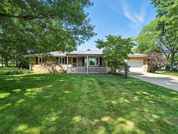 2nd image of 1246 Township Road 1253