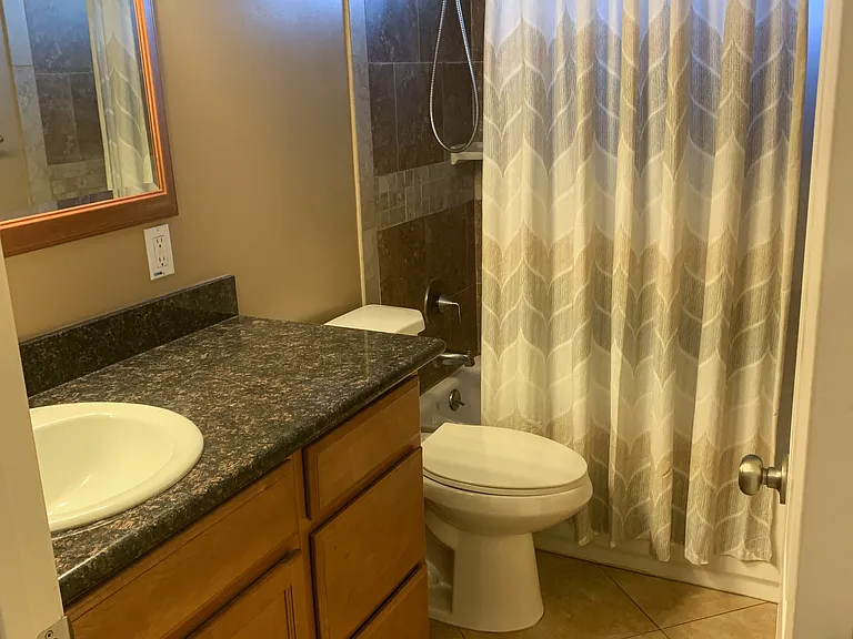 2343 E Sylvia St — Photo 9