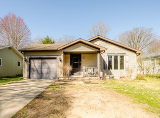 13252 Detroit St, Sawyer, MI 49125