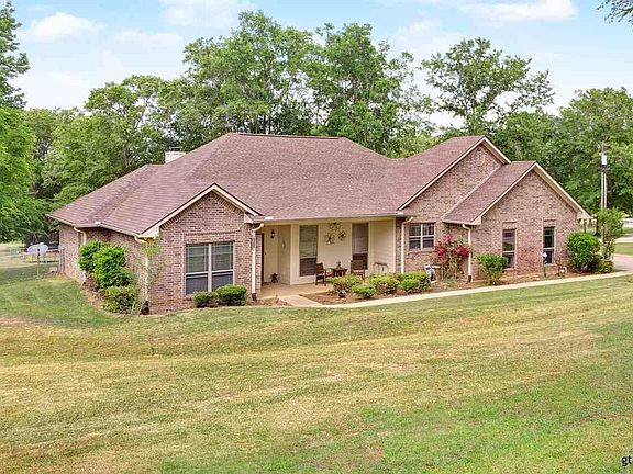 4th image of 560 County Road 4703