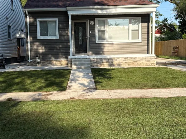 19404 Andover St, Highland Park, MI 48203