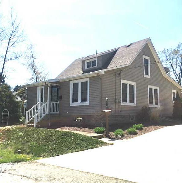 1st image of 11 Grove Ave