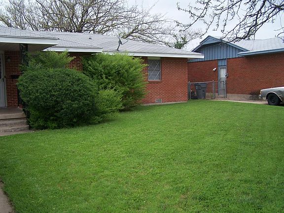 3rd image of 2109 NW Austin Dr