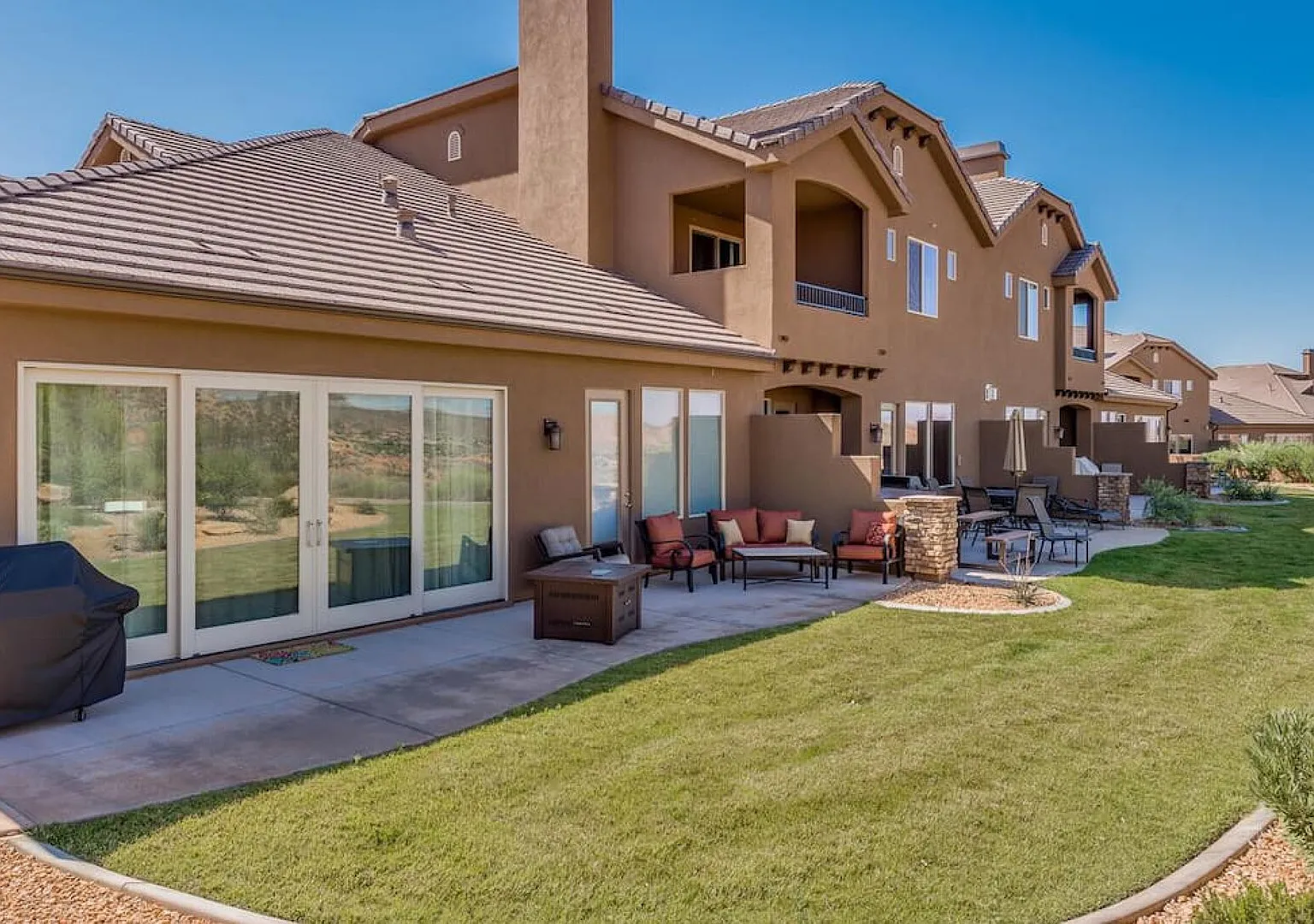 Southern Utah Oasis w/ Golf Course Views — Photo 1