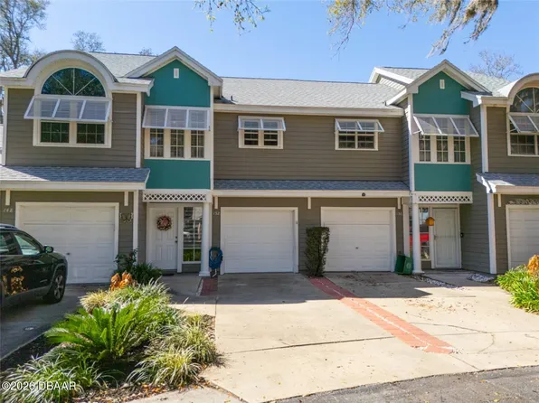 152 Grand Oaks Cir, Daytona Beach, FL 32114