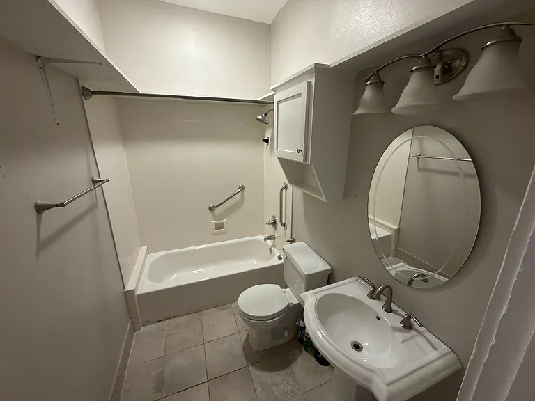 1019 Sheridan Ave #A — Photo 12