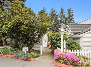 12388 SE 41st Ln #2, Bellevue, WA 98006