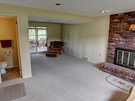 5th image of 6382 Mitch Haven Dr