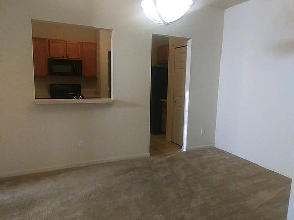 4th image of 13104 Addington Dr #13104