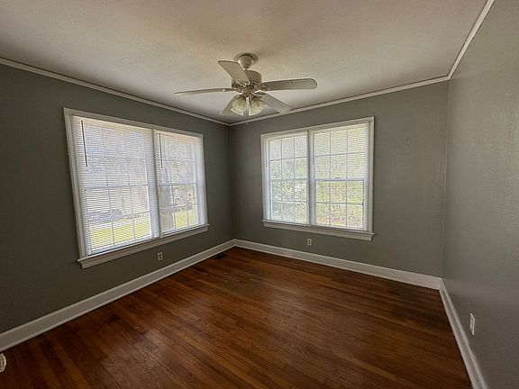 3rd image of 402 E Carolina St APT 3