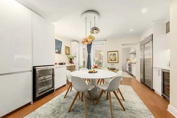 Sold by Argo Residential | media 9