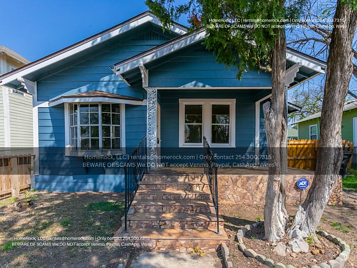 1st image of 3107 Morales St