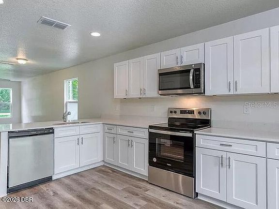 4th image of 10010 McMahon Ave