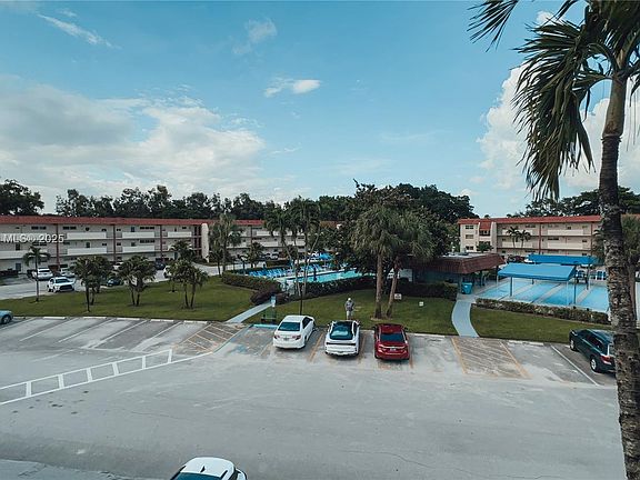 3rd image of 311 S Hollybrook Dr APT 308