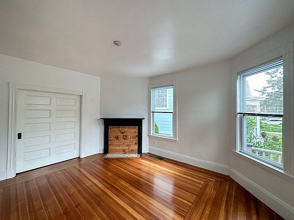 5th image of 35 Waldeck St Floor 1