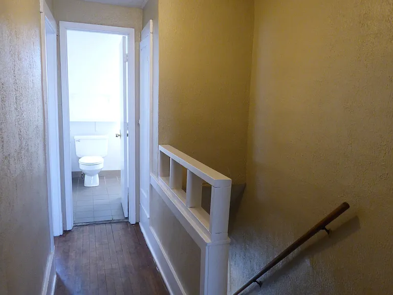 234 Lincoln St — Photo 16