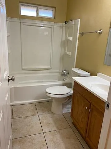 216 Linden St — Photo 8