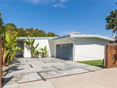 113 S Aviation Blvd, Manhattan Beach, CA, 90266